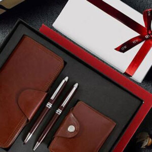 هدایای چرمی زنانه